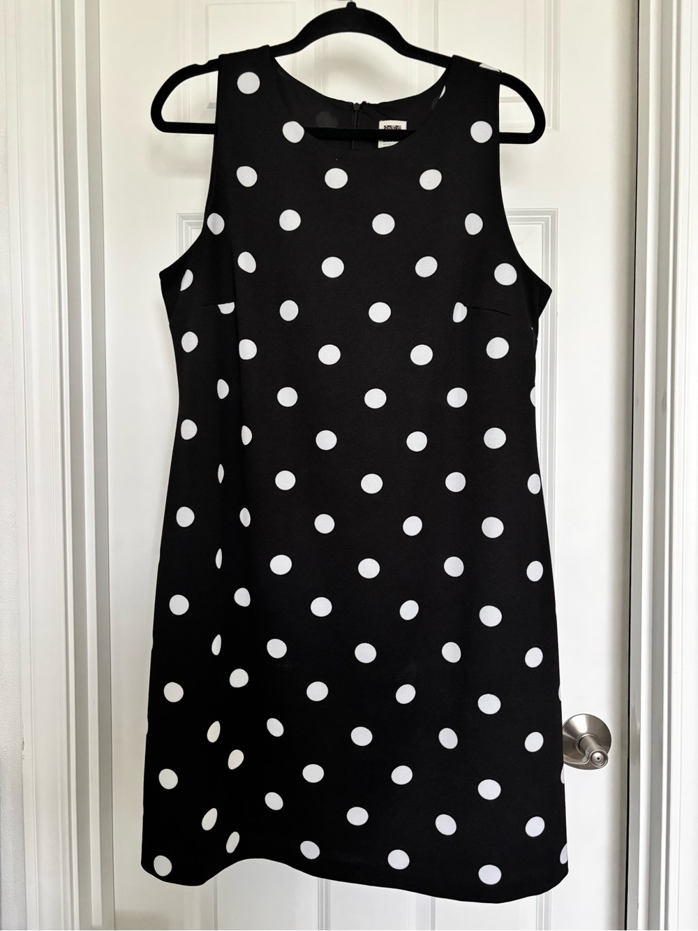 Anne Klein Black and White Polka Dot Sleeveless Shift Dress